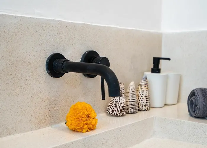 Villa Sawahku - 2br Private With Rooftop & Rice Field View