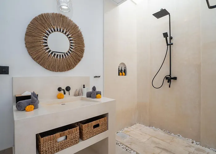 Sawahku - 2br Private With Rooftop & Rice Field View Villa Canggu (Bali)