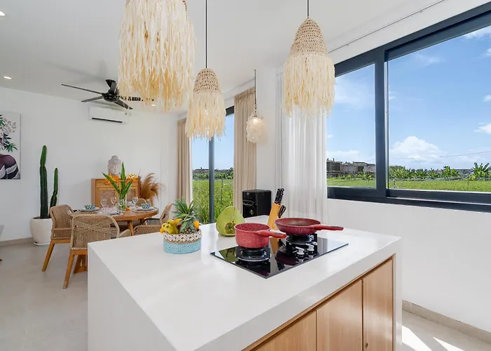Sawahku - 2br Private With Rooftop & Rice Field View